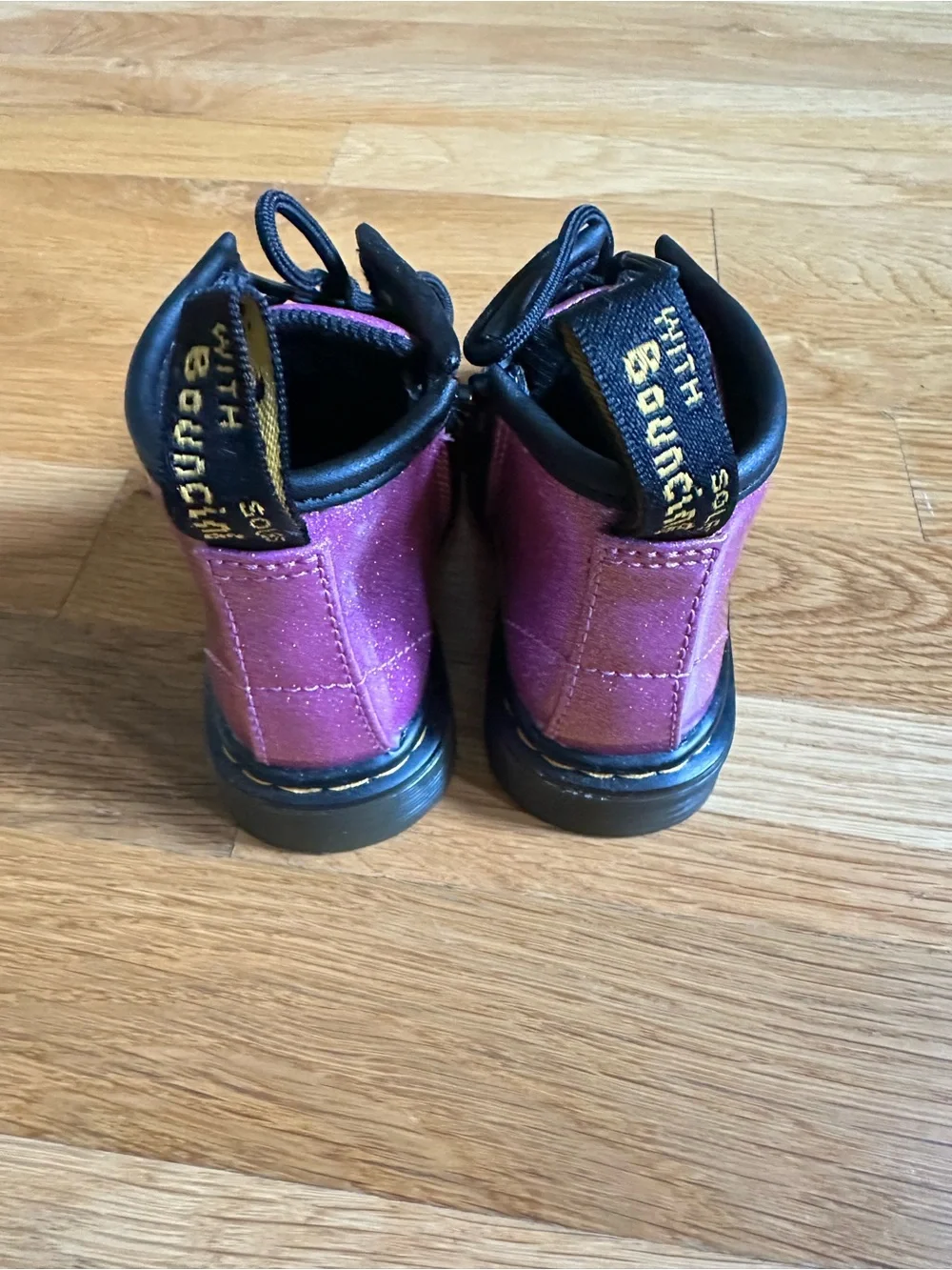 Dr. Martens Toddler Glitter Lace-Up Boots in Pink (6C) *Like NEW*